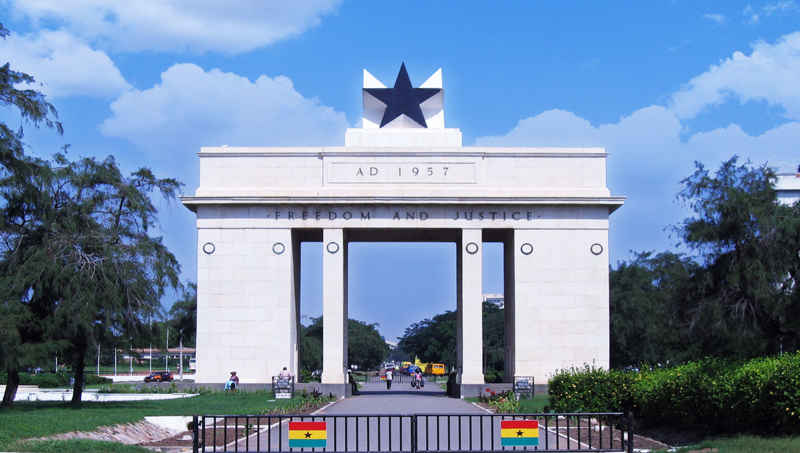 Image of the independence arch from tripoto.com
